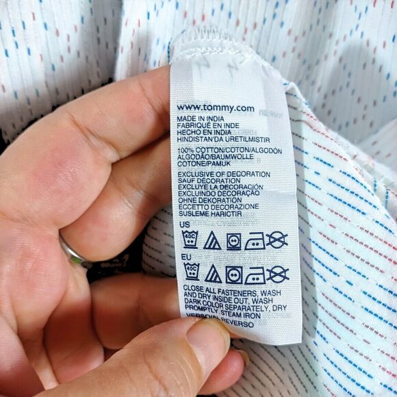 Tommy Hilfiger Pintuck 1/4 Button Roll Tab White Red Blue Tunic Top Size XL EUC - Picture 10 of 10